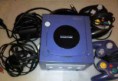 CONSOLA NINTENDO GAMECUBE - CON 2 MANDOS - CABLES - MEMORIA - TRANSFORMADOR - 